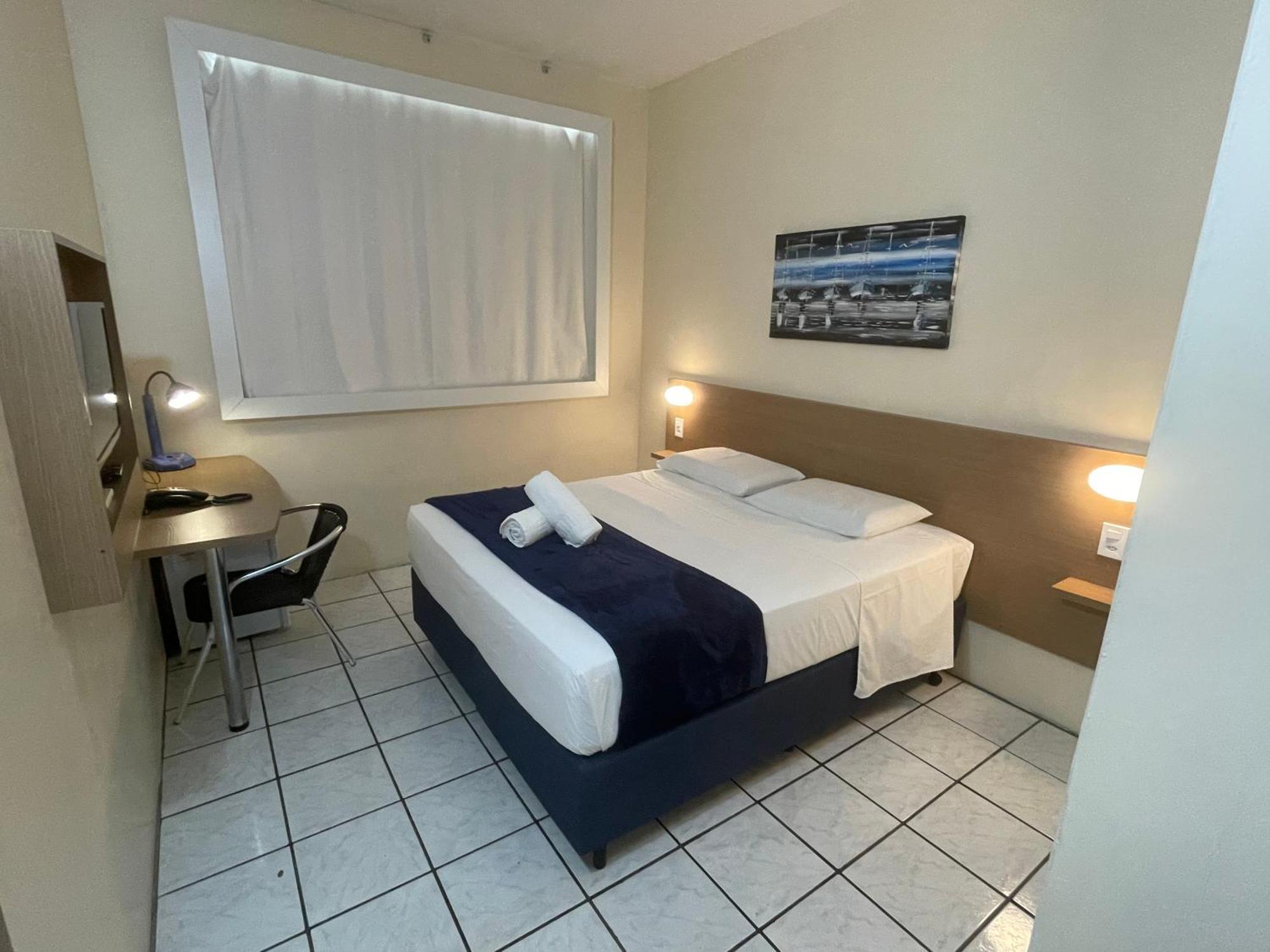 Hotel De Carvalho 2*